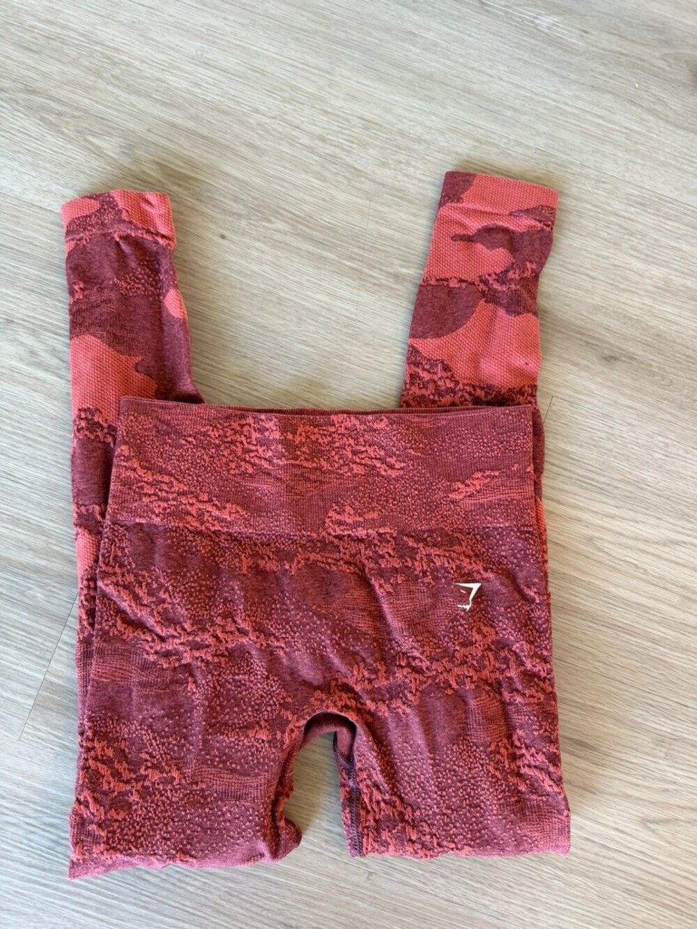 GymShark Adapt Red Camo Seamless Leggings Size Small